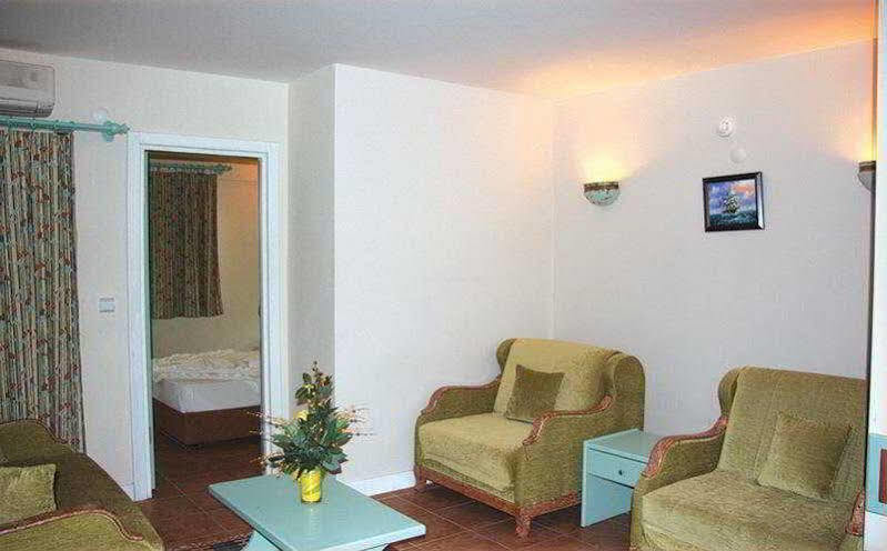 Esra Family Suite Hotel Altinkum  ภายนอก รูปภาพ
